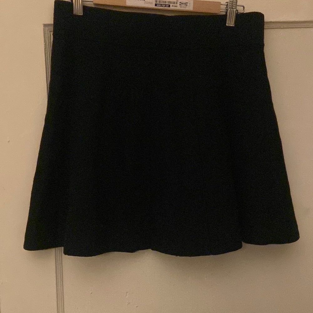 Black shirt size l